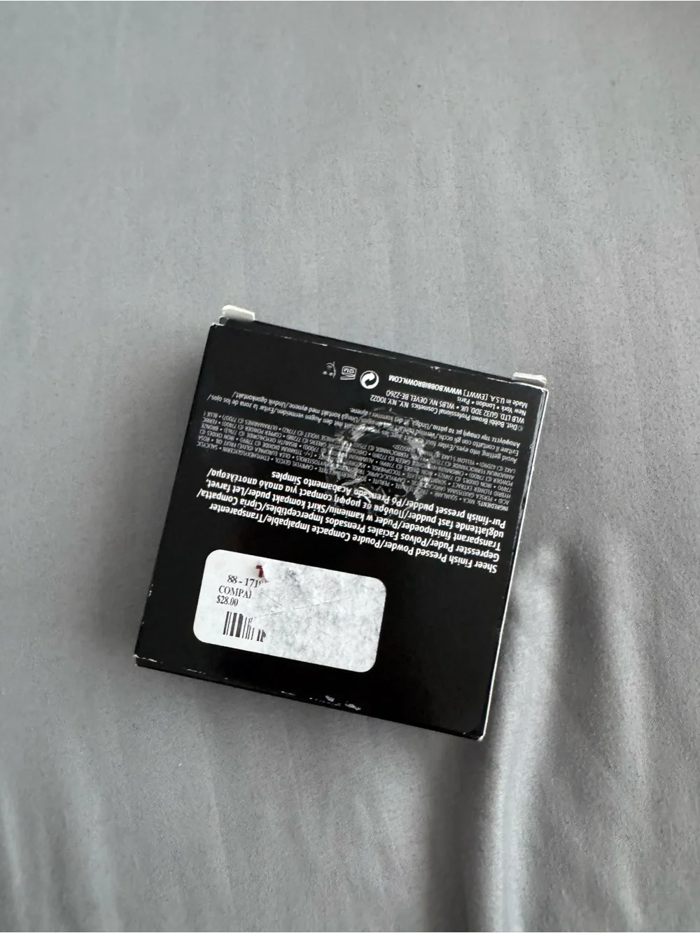 Bobbi Brown Sheer Finish Pressed Powder Soft porcelain